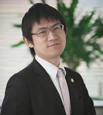 税理士・弁護士 杉浦恵一